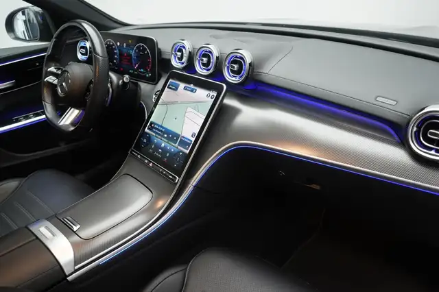 Mercedes-Benz C-Class view 15