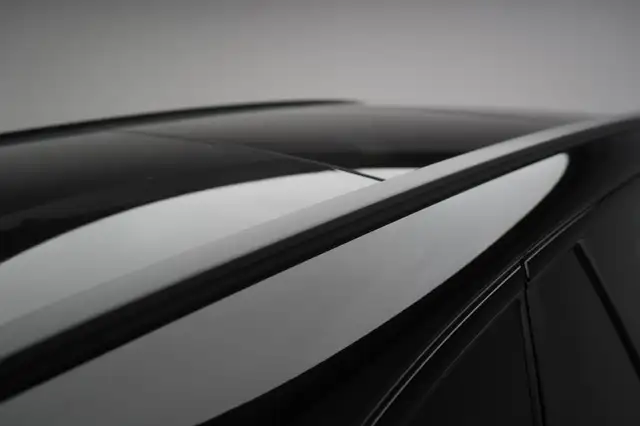 Mercedes-Benz C-Class view 11