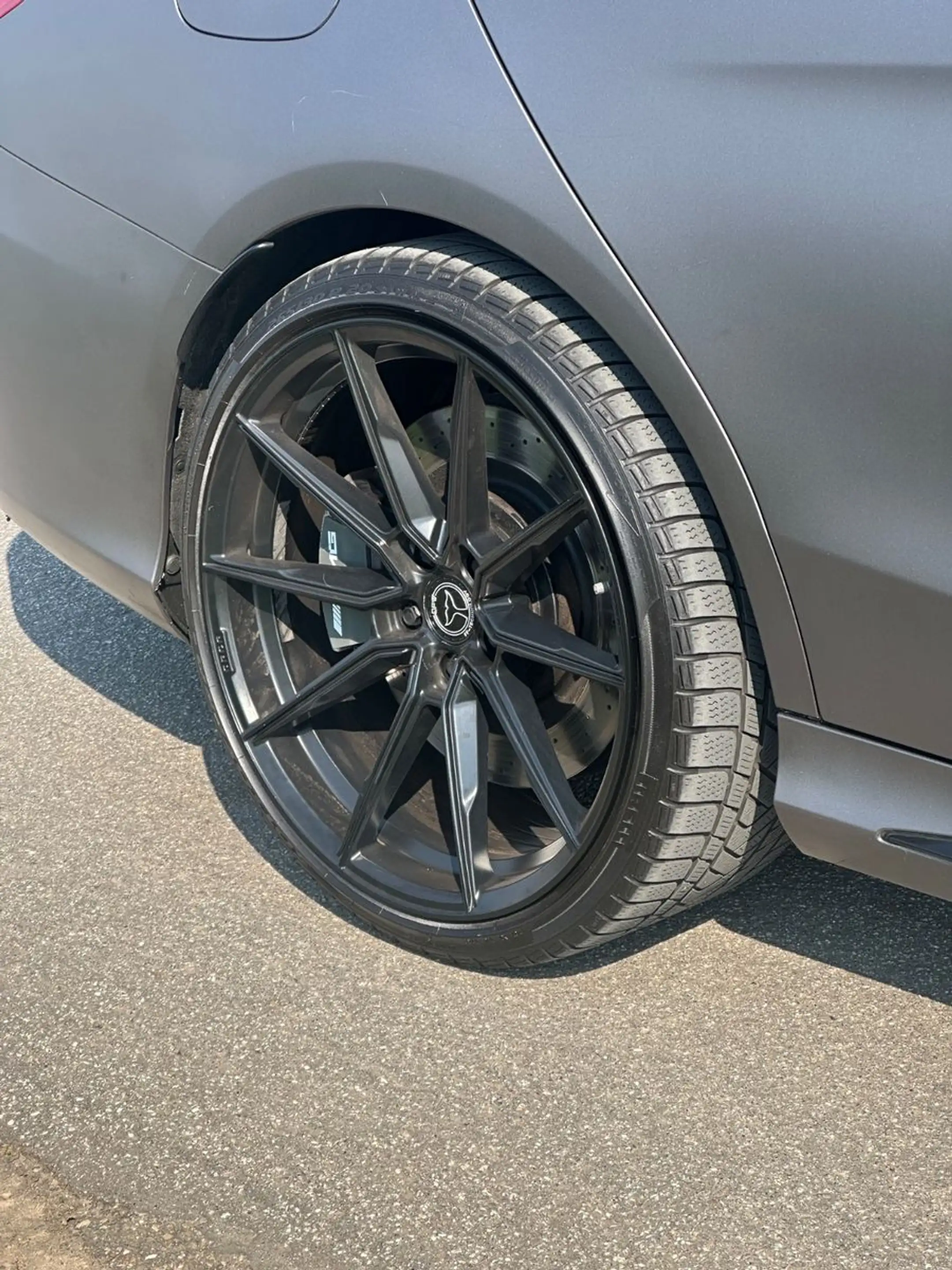 Mercedes-Benz C 63 AMG — photo 9