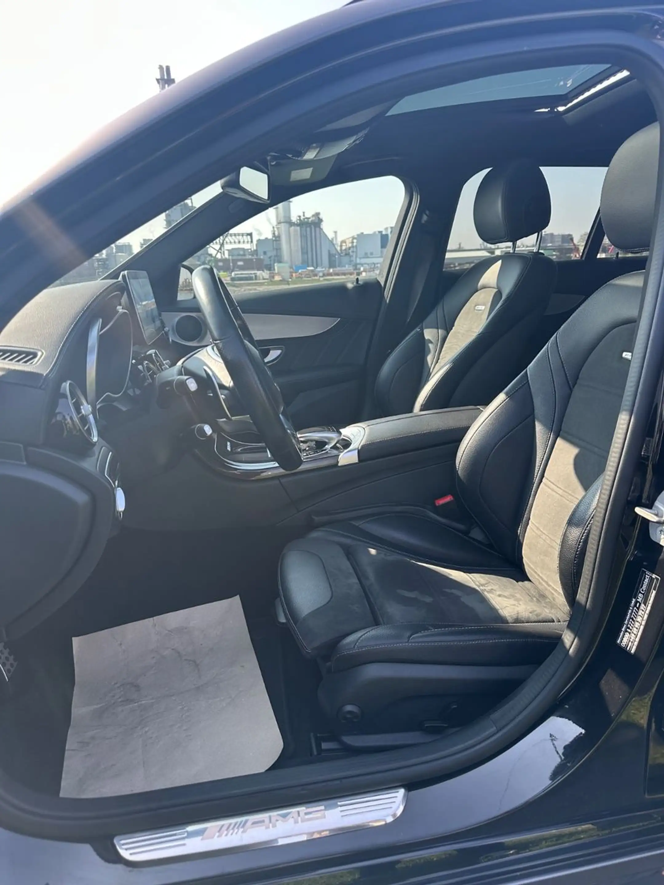 Mercedes-Benz C 63 AMG — photo 12