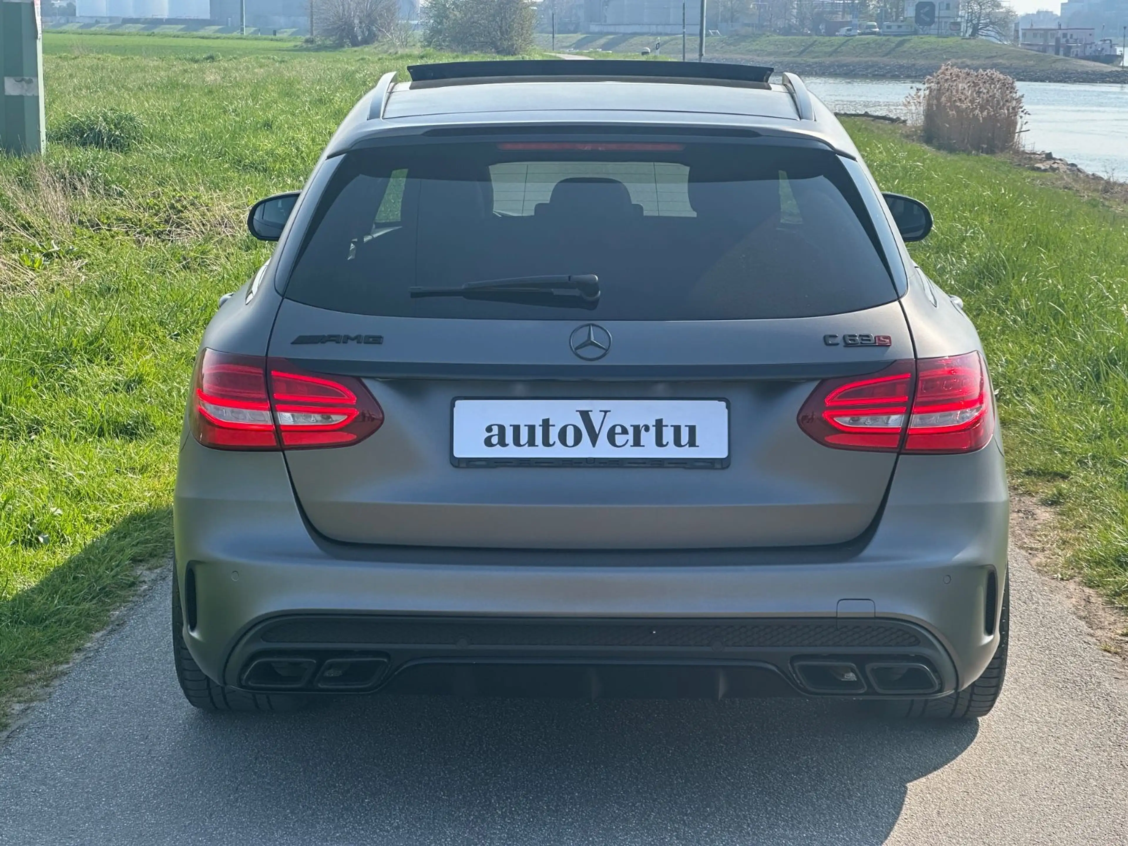 Mercedes-Benz C 63 AMG — photo 6