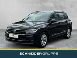 Volkswagen Tiguan 1.5 TSI ACTIVE LED+NAVI+DAB+KLIMA+KAMERA