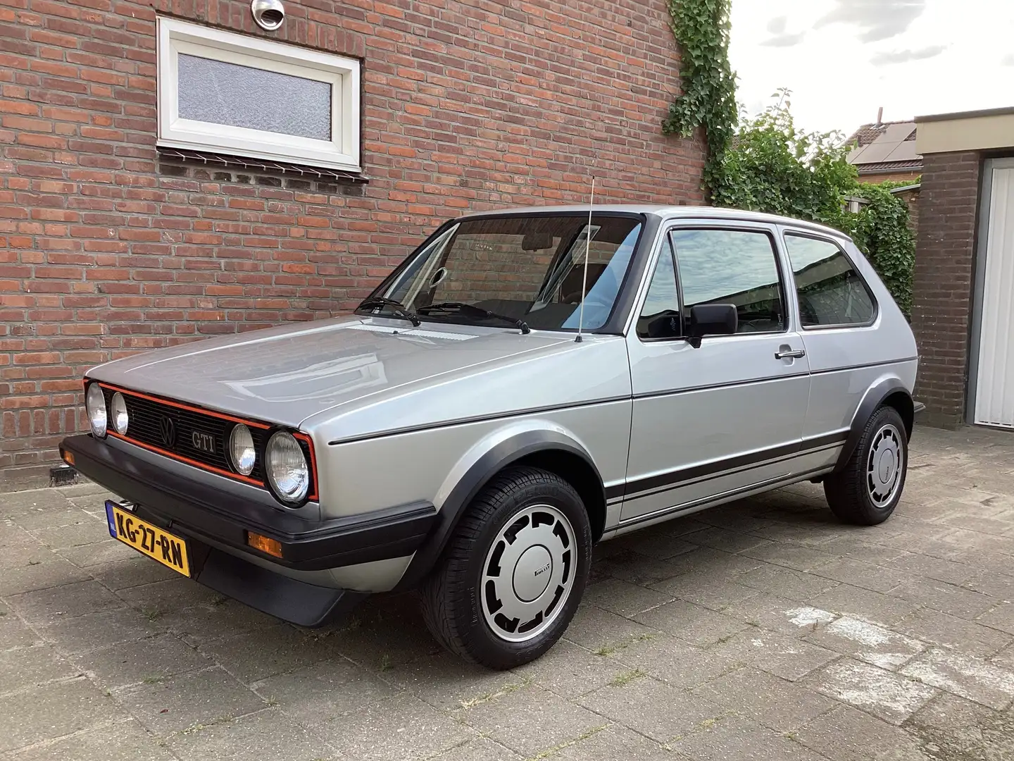 Volkswagen Golf GTI Golf GTI 1.8 “Pirelli” Argent - 1