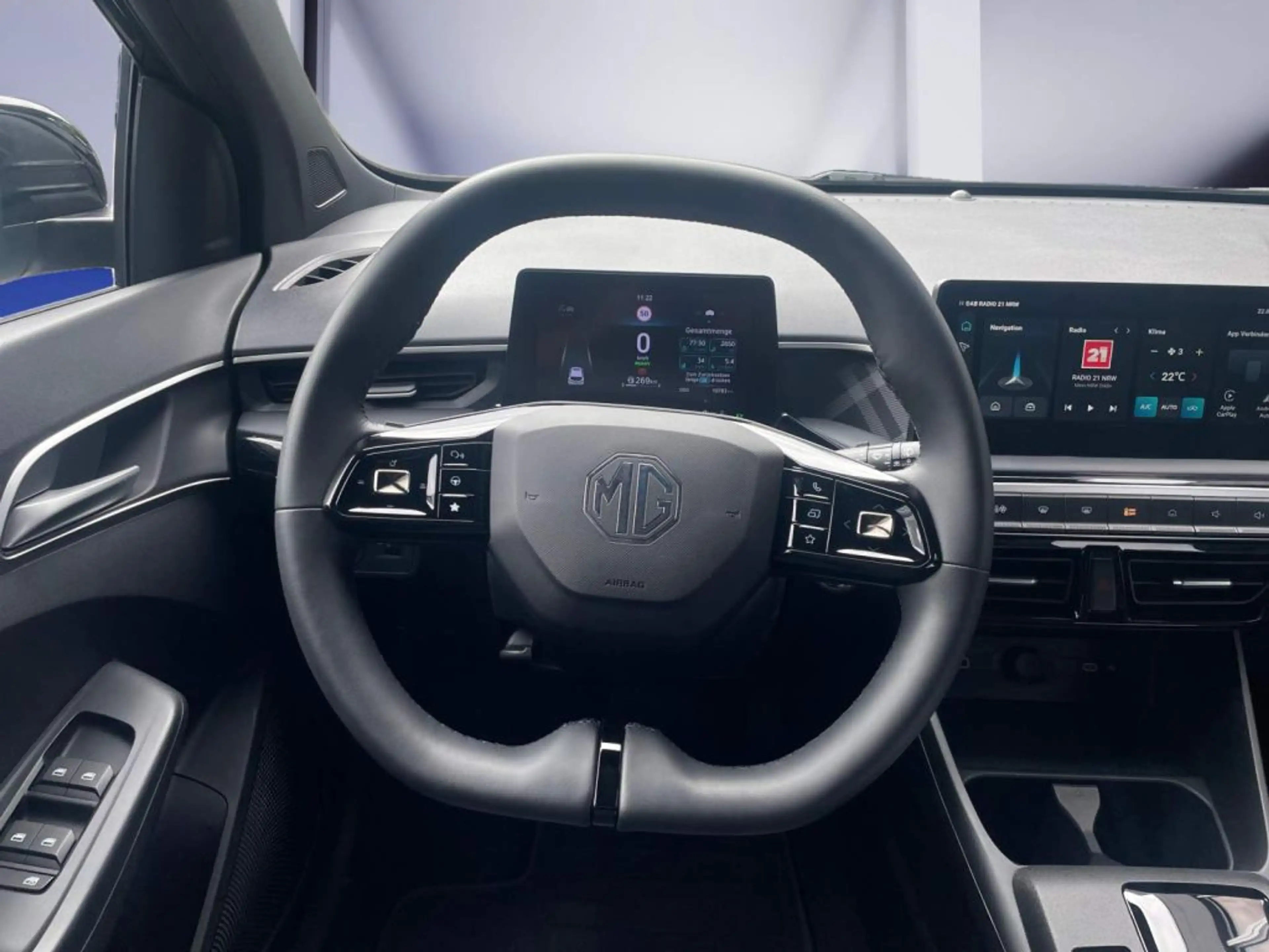 MG MG3 3 Hybrid+ Luxury — photo 11