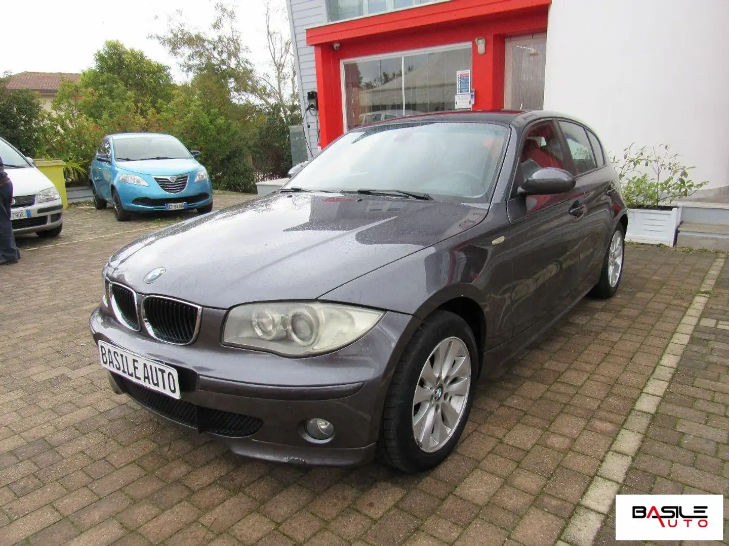 BMW 120 d 5 porte Attiva DPF Gris - 1