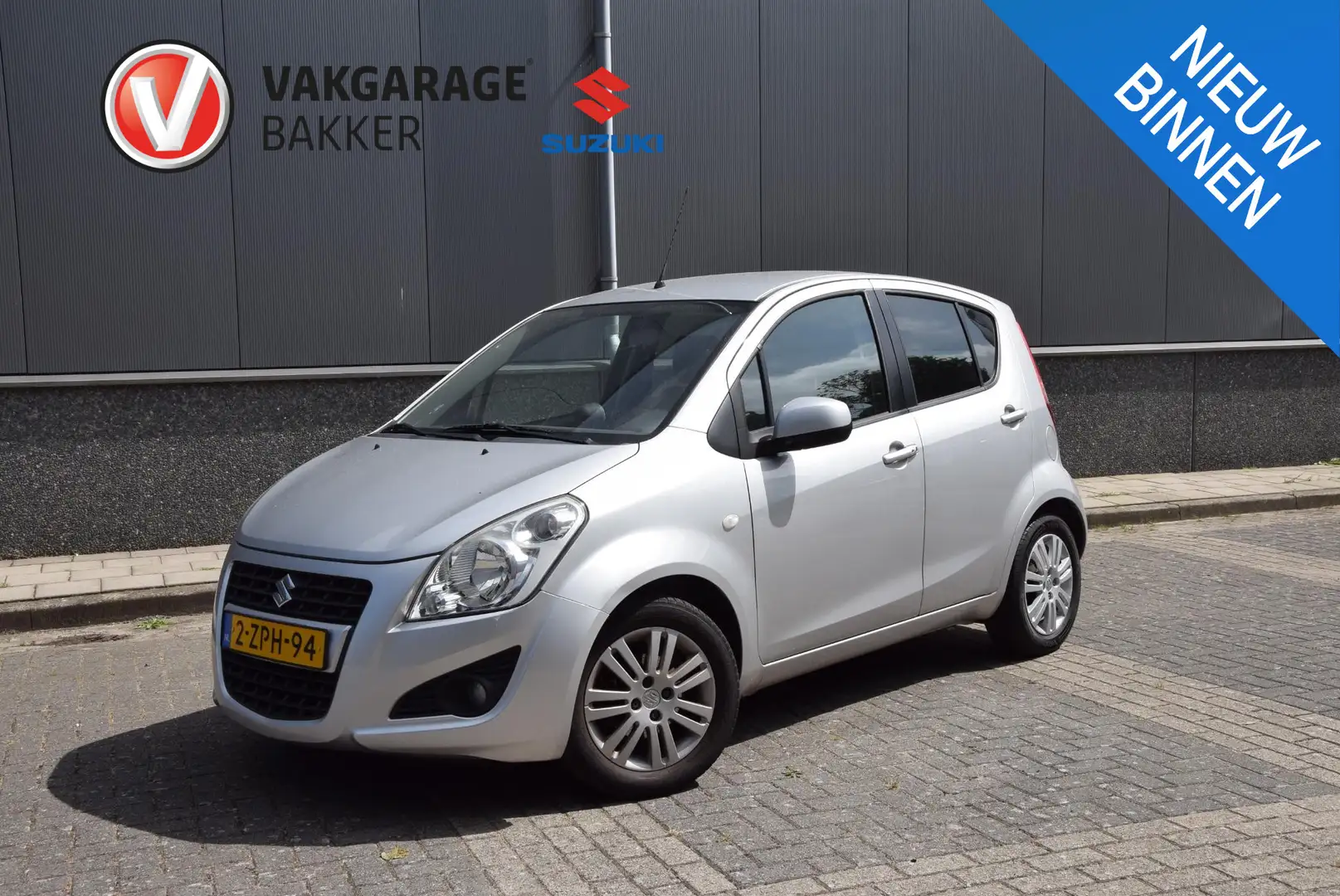 Suzuki Splash 1.0 VVT Exclusive EASSS | NL-auto | Dealer onderho Grijs - 1