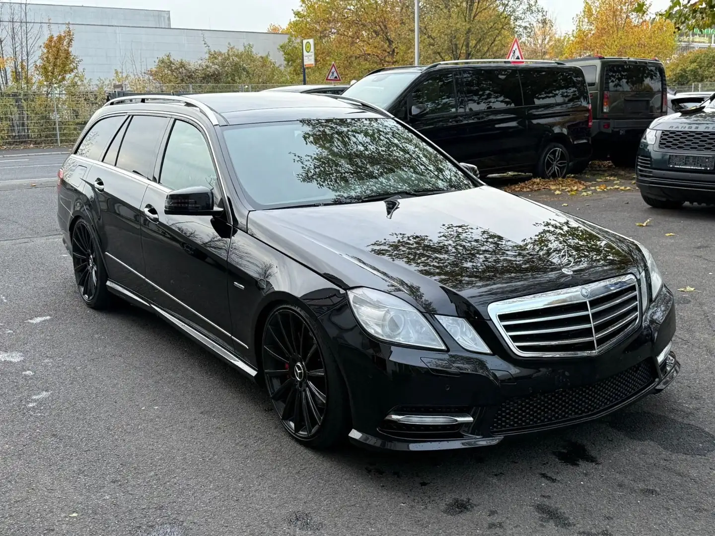 Mercedes-Benz E 350 T-Modell E 350 CDI~AMG LINE~PANO~EU5~H&K Noir - 1