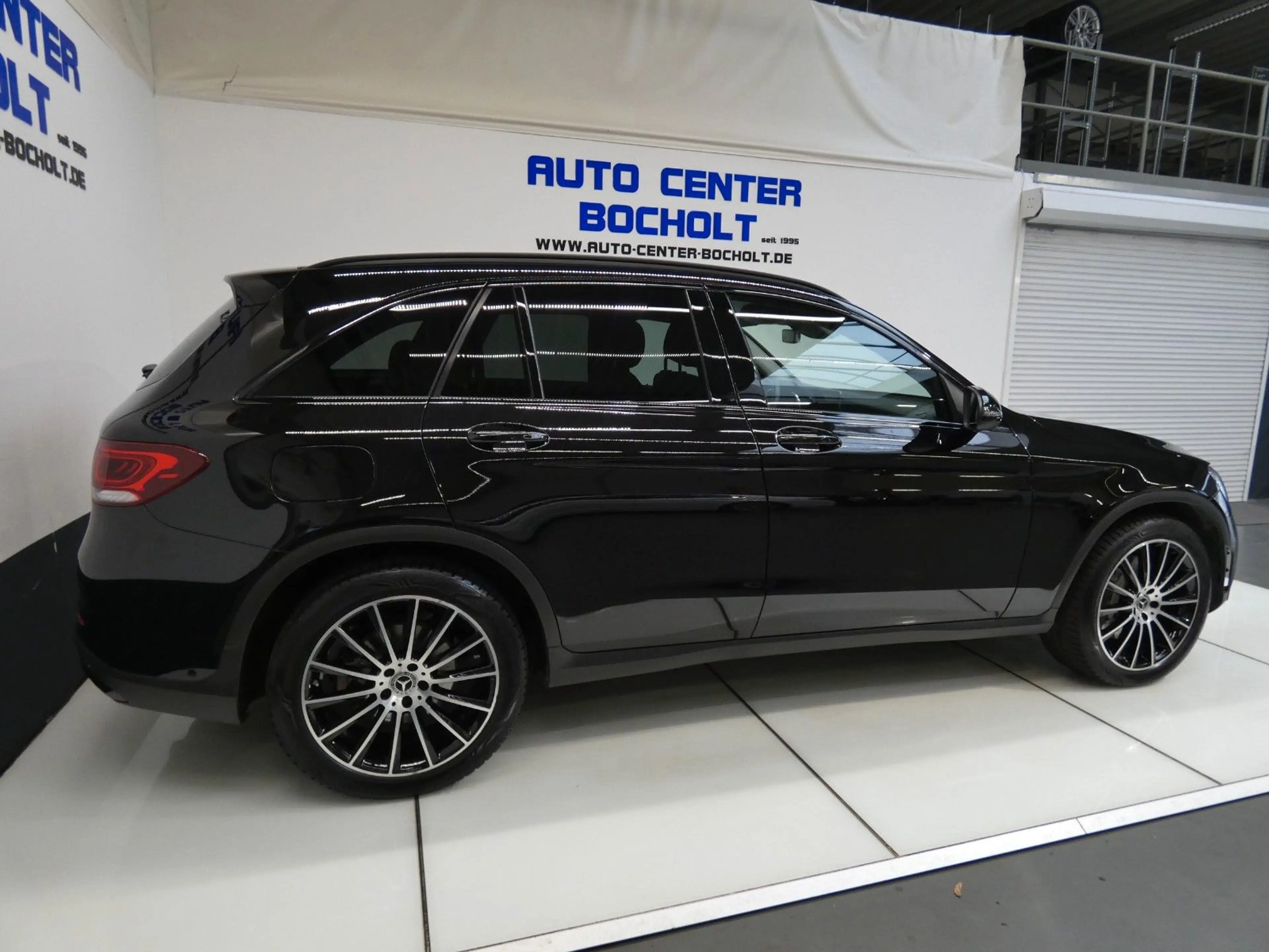 Mercedes-Benz GLC 200 4Matic 9G-Tronic AMG Line*Night-Paket — photo 8