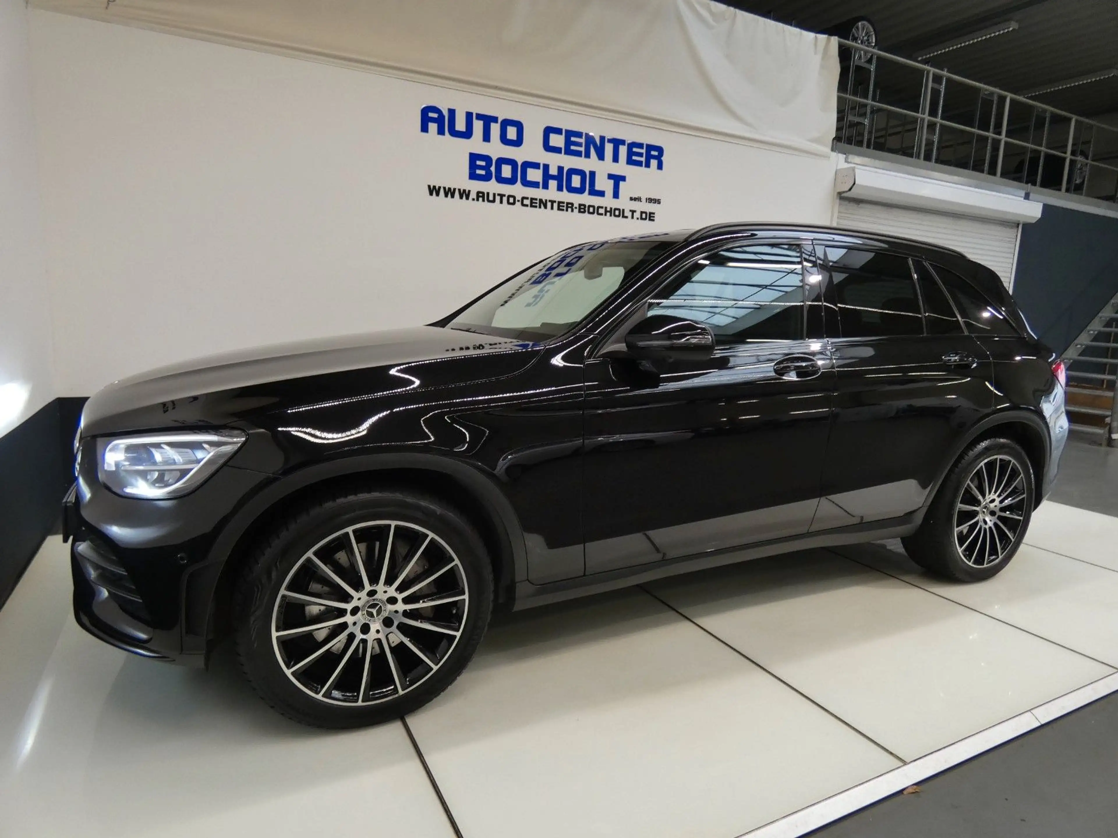 Mercedes-Benz GLC 200 4Matic 9G-Tronic AMG Line*Night-Paket — photo 12