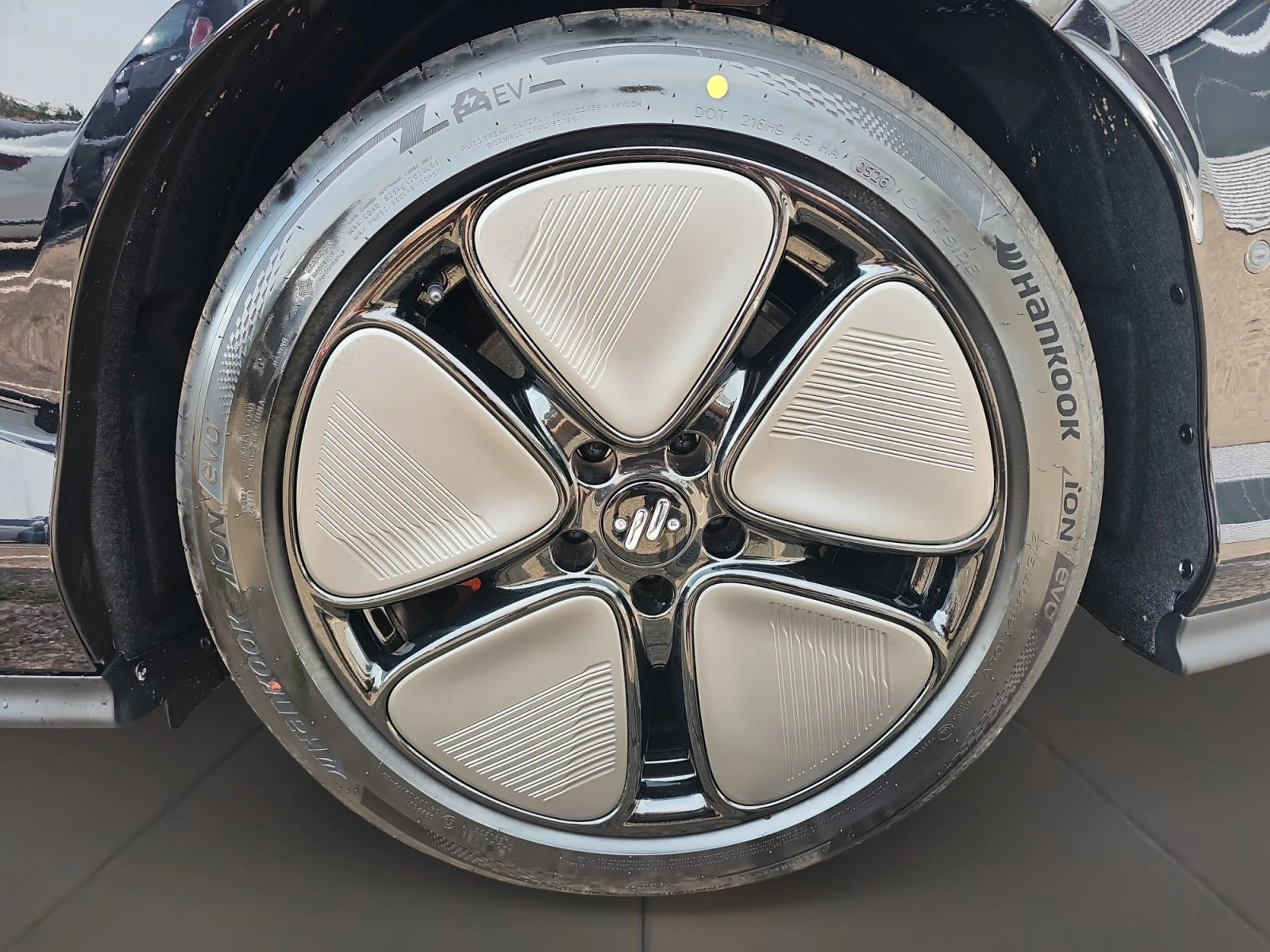 MG IM5 Premium RWD AWD-Lenkung, 360; Navi — photo 6