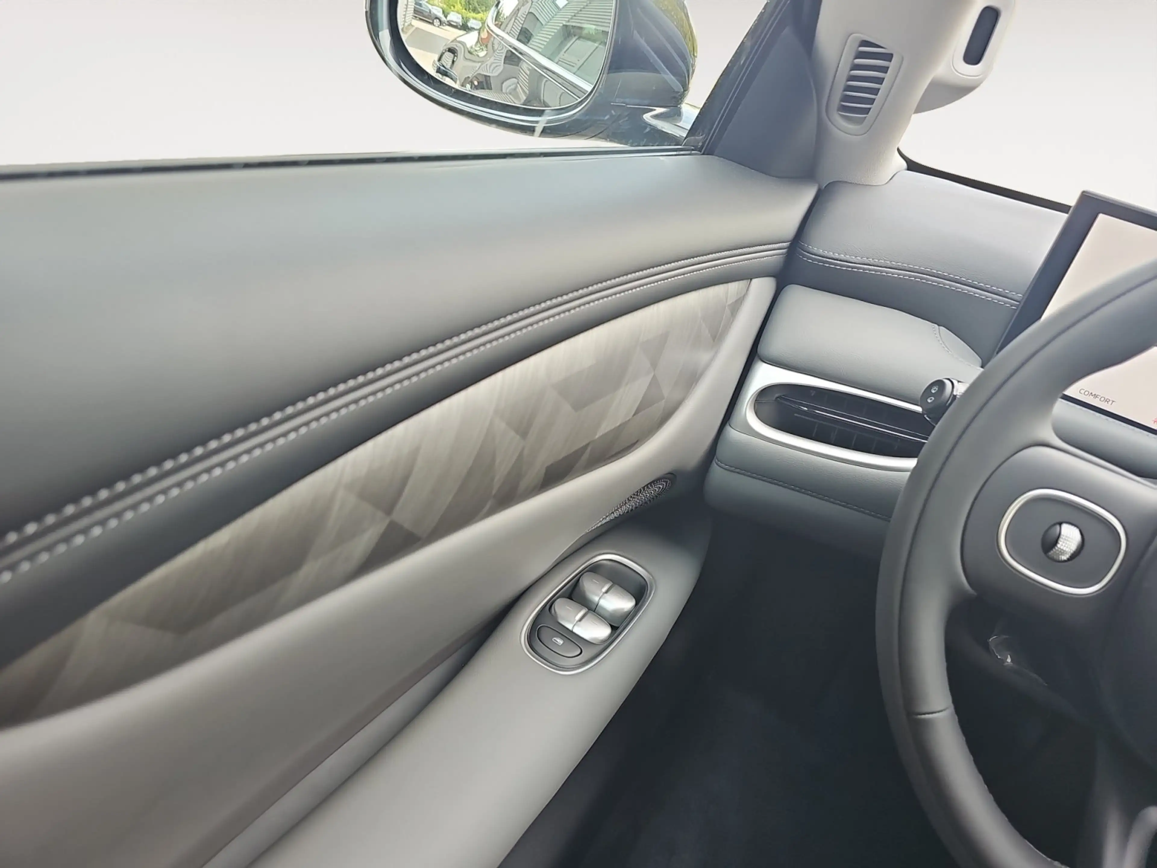 MG IM5 Premium RWD AWD-Lenkung, 360; Navi — photo 14