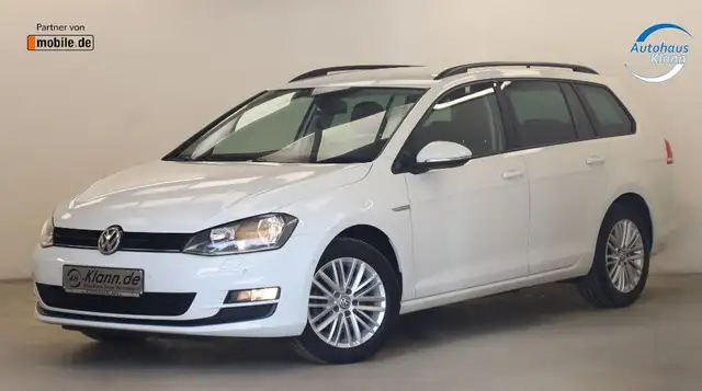 Volkswagen Golf view 3