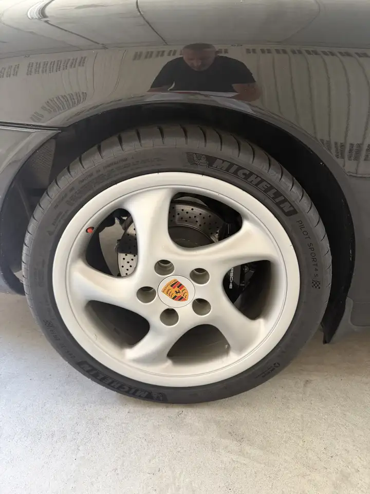 Porsche 996 911 Coupe 3.6 Carrera, foto 3