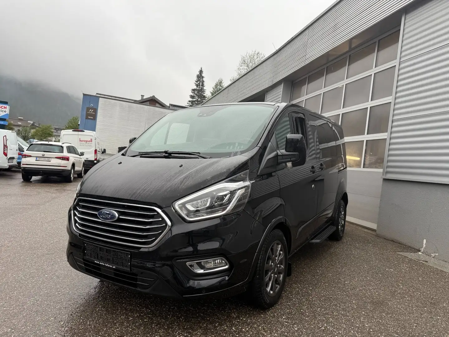 Ford Tourneo Custom 2,0 130PS L1 Titanium Aut. Vorsteuerabzugsfähig Noir - 1
