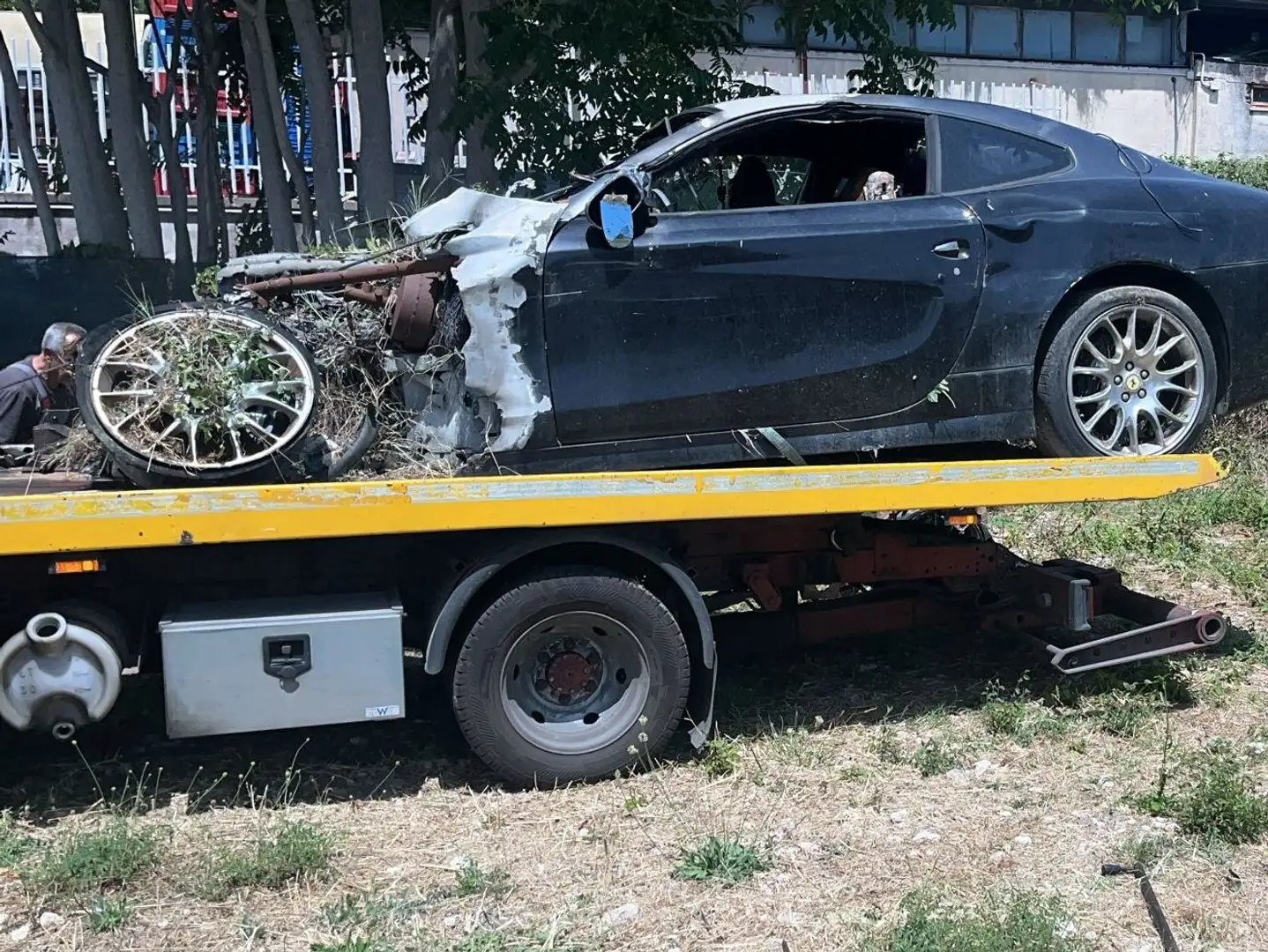 Ferrari 612 Scaglietti F1 - semi incendiata Schwarz - 1