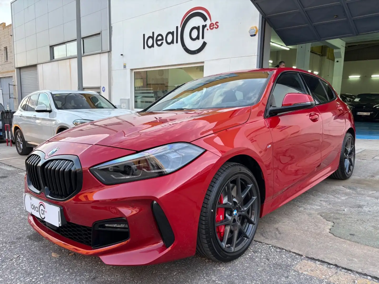 BMW 116 118i M Sport Pro Rojo - 1