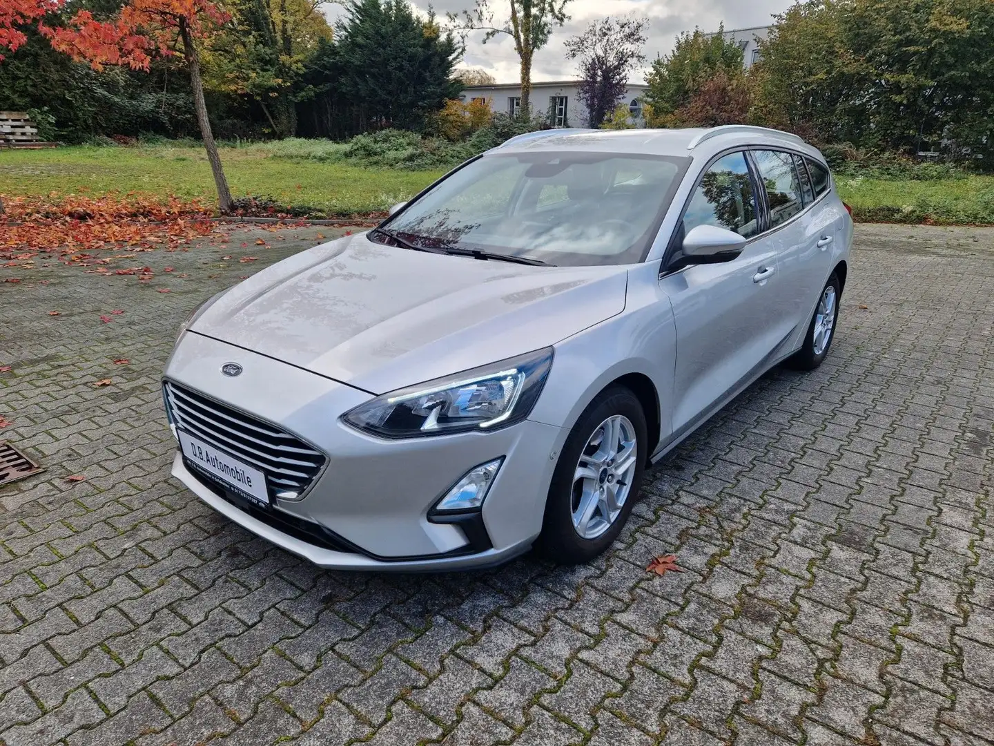 Ford Focus Turnier Cool & Connect /Navi/LED/Rf/DAB Silber - 1