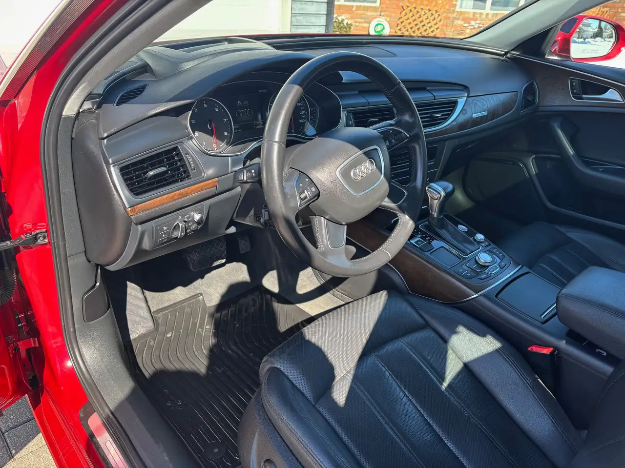 Audi A6 снимка Audi A6