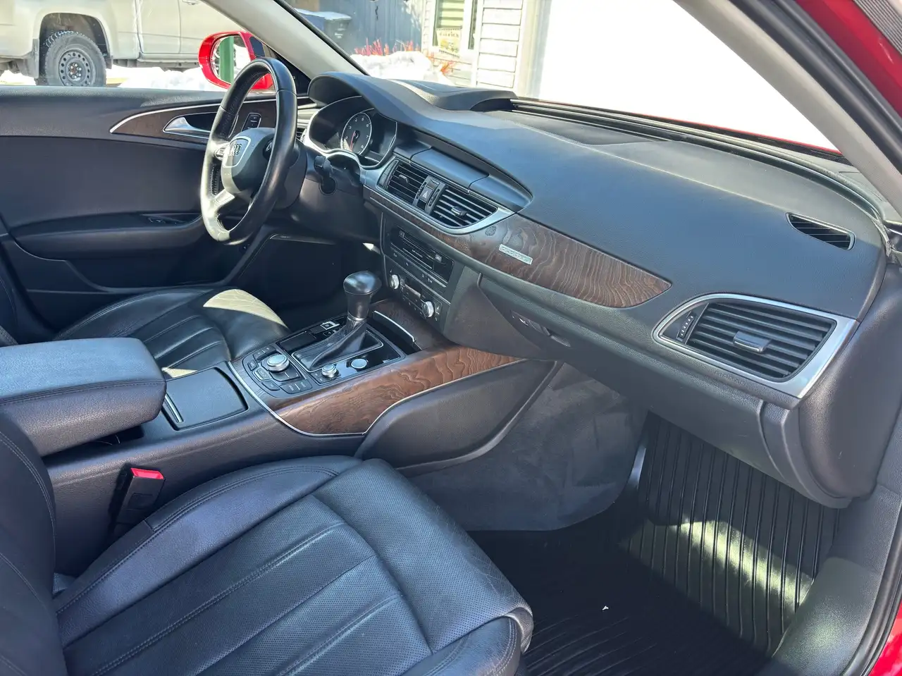 Audi A6 снимка Audi A6