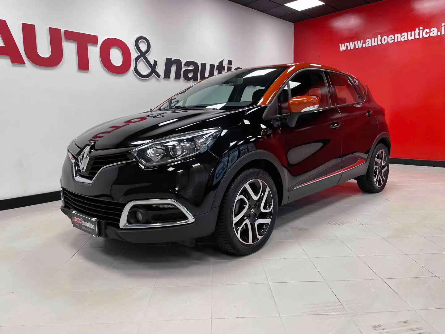 Renault Captur 1.5 dCI 8V 90 CV START&STOP LIVE Zwart - 1