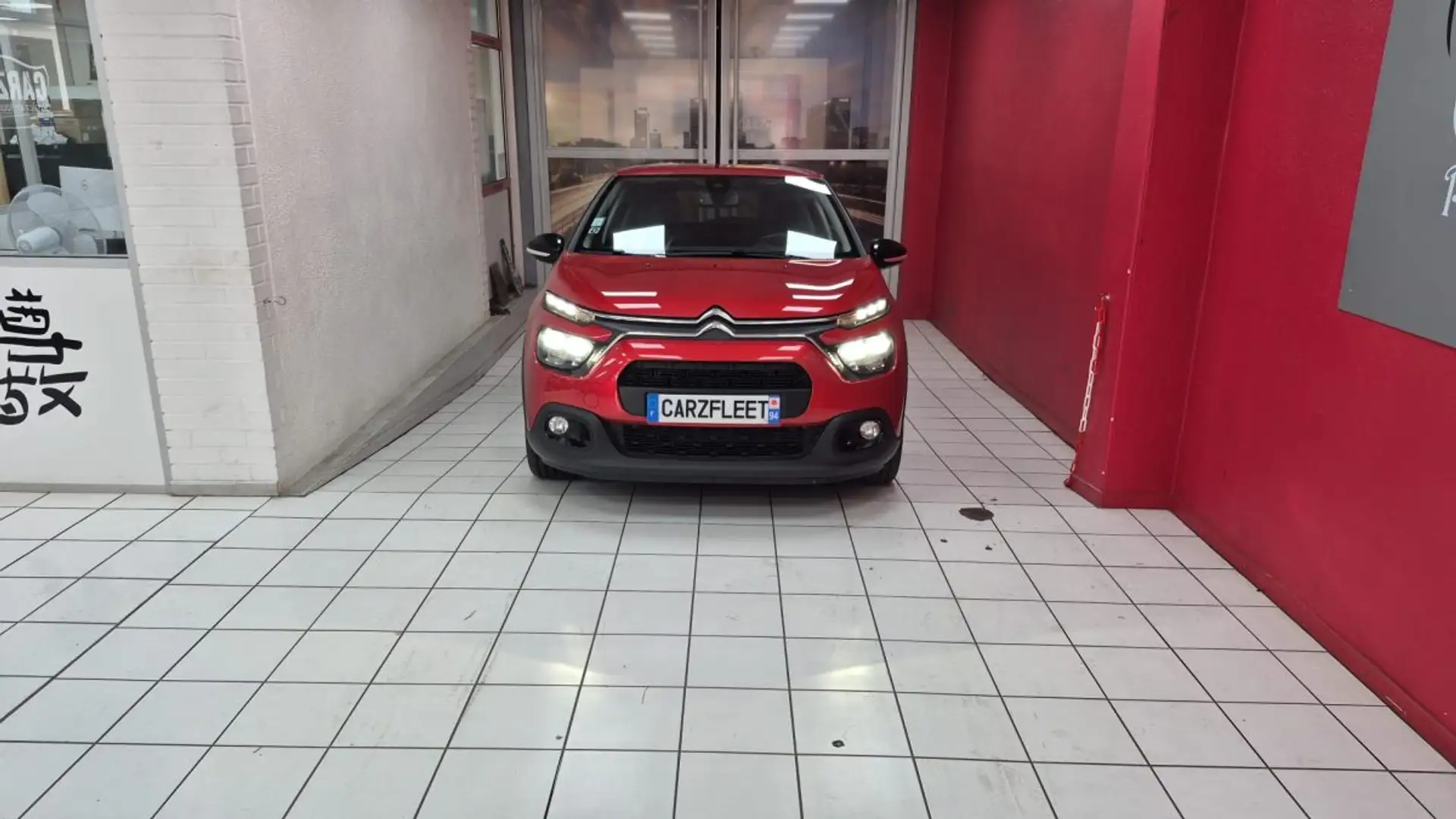 Citroen C3 MAX 1.2 Puretech 110cv / 1 ERE MAIN: EXPORT ALGERIE 10390 HT Rot - 2