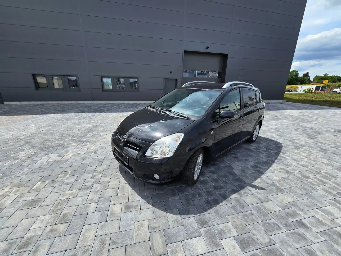 Toyota Corolla Verso 1.8 Luna Schwarz - 2
