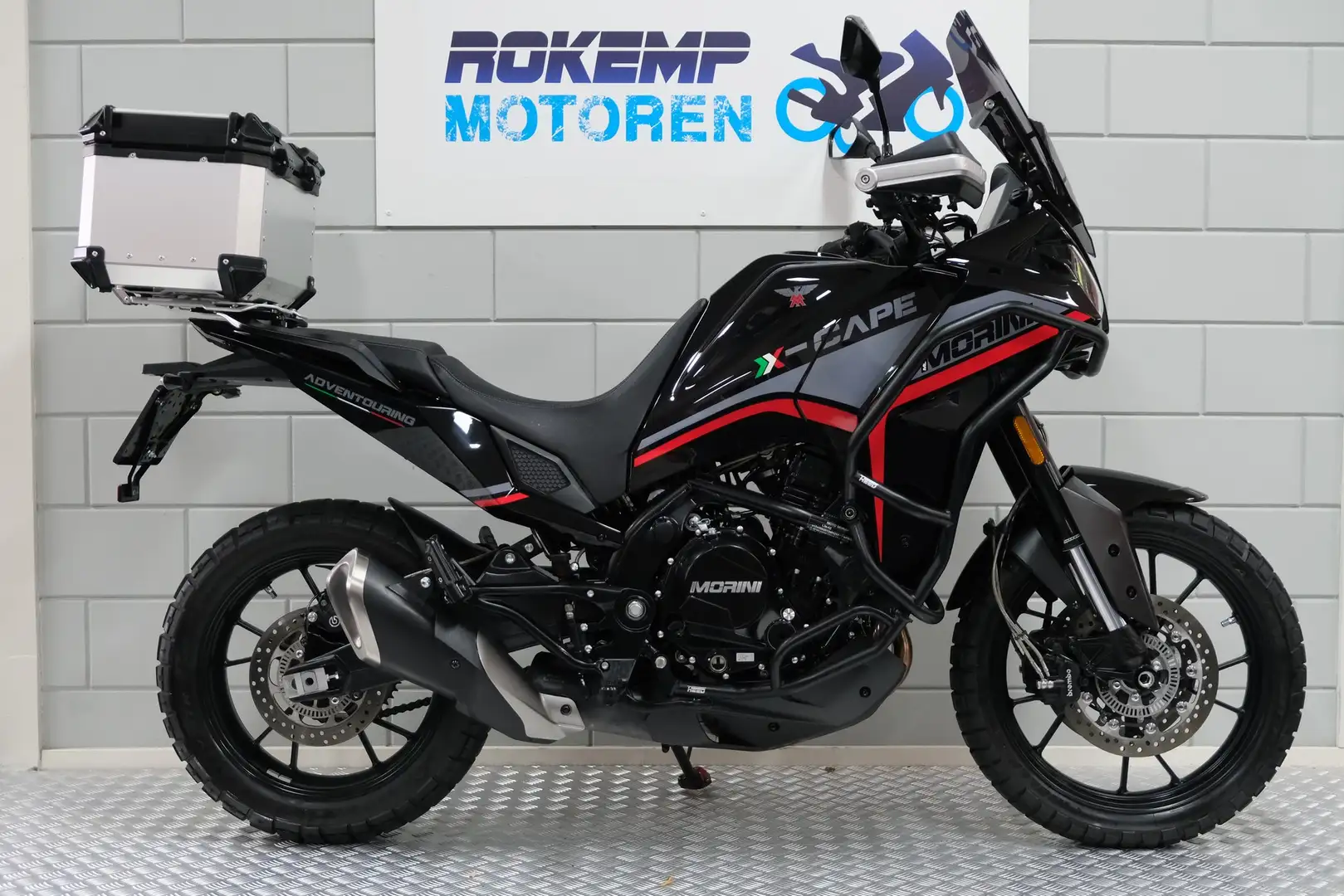 Moto Morini X-Cape 650 ALL-ROAD Zwart - 1