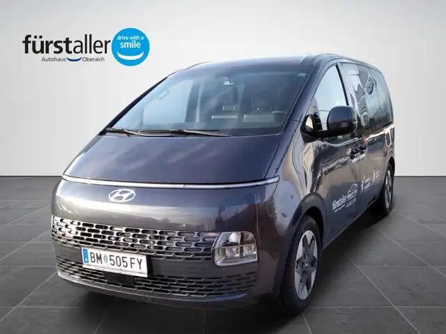 Hyundai STARIA Bus Trend Line 2.2 CRDi 4WD AT