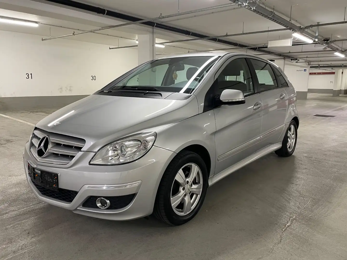Mercedes-Benz B 200 B -Klasse B 200 CDI Zilver - 1