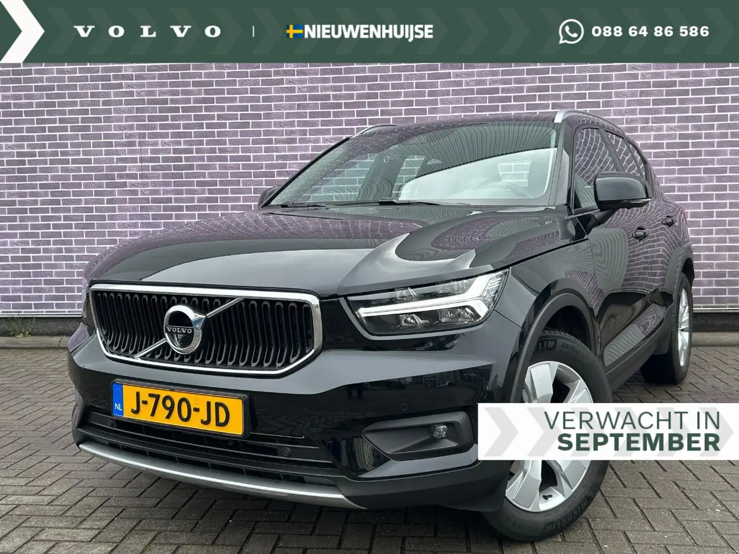 Volvo XC40 T3 Aut. Business Pro | Trekhaak | Elektr. stoelver Zwart - 1