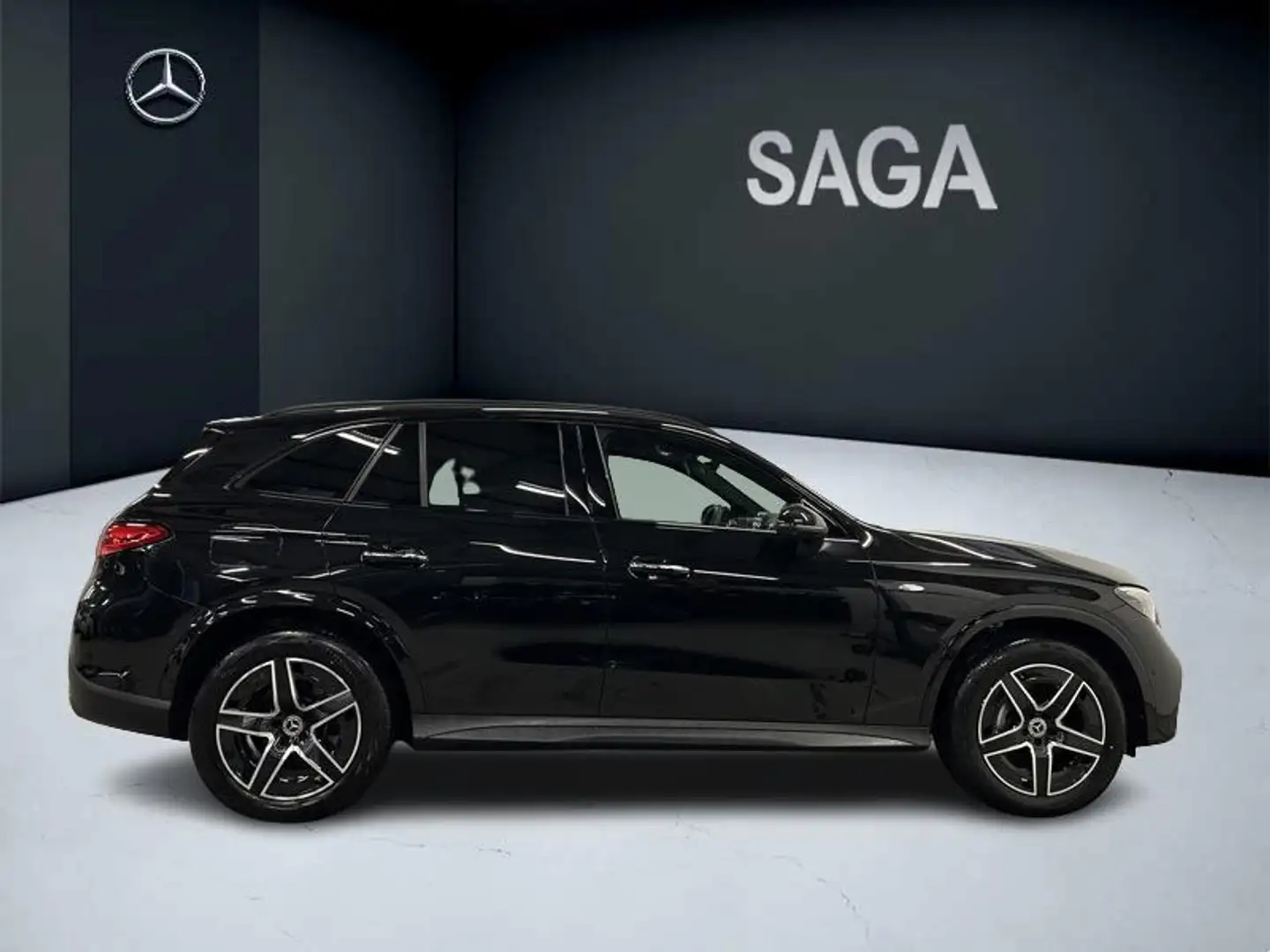 Mercedes-Benz GLC 300 de 4M AMG Pack Night Pano Attelage Noir - 2