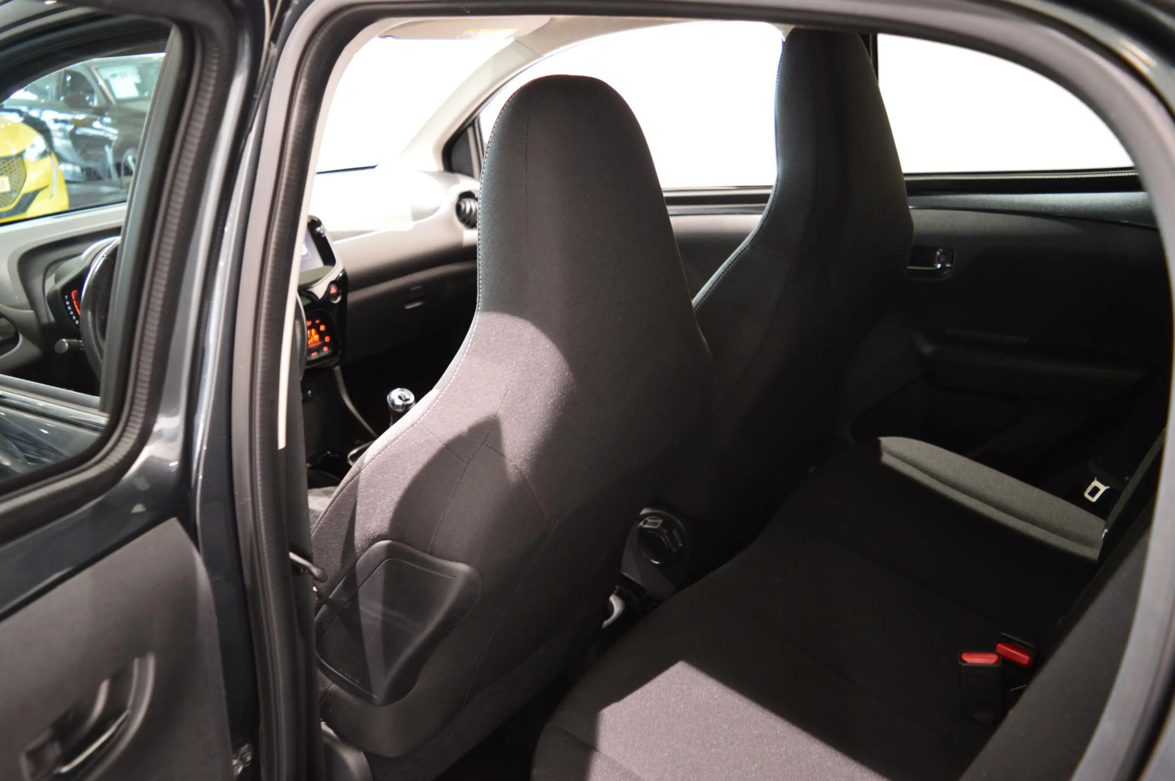 Peugeot 108 1.0 e-VTi Allure ACHTERUITRIJCAMERA  - AIRCO - ZUI — photo 11