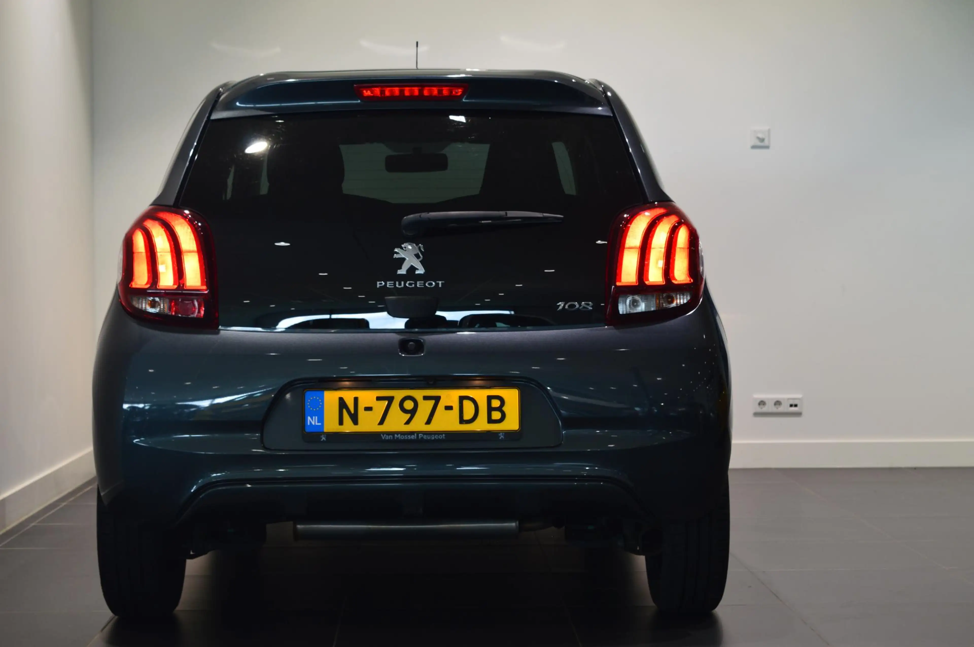 Peugeot 108 1.0 e-VTi Allure ACHTERUITRIJCAMERA  - AIRCO - ZUI — photo 6
