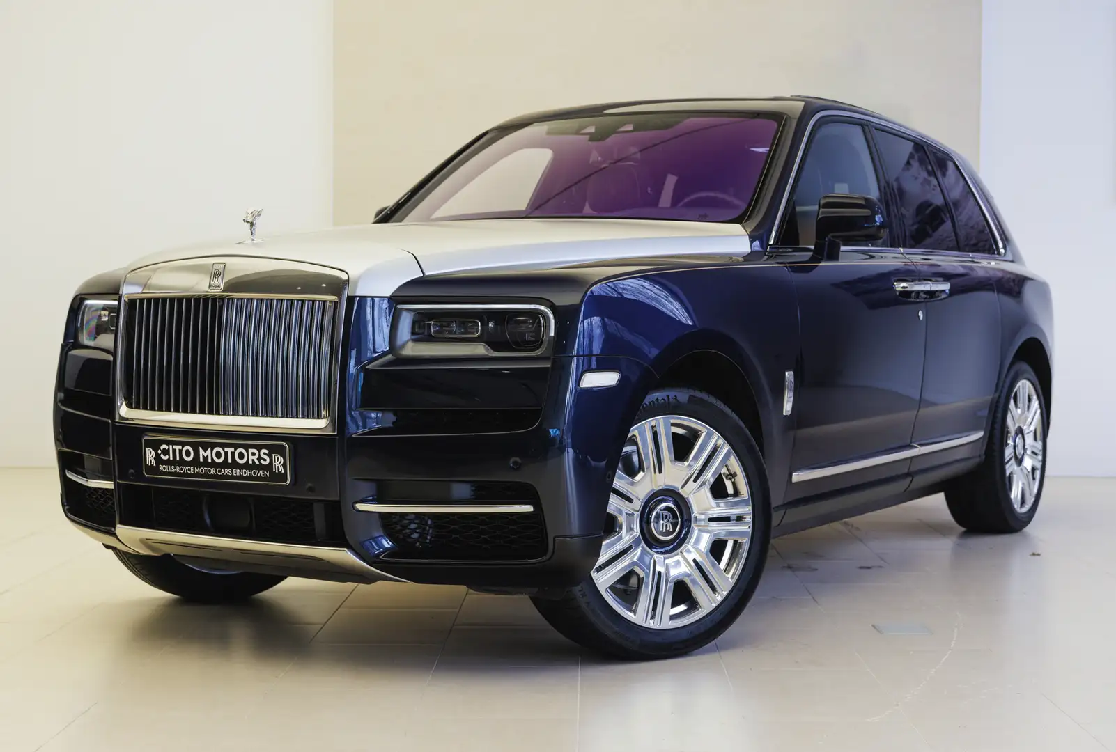 Rolls-Royce Cullinan 6.75 V12 Синій - 1