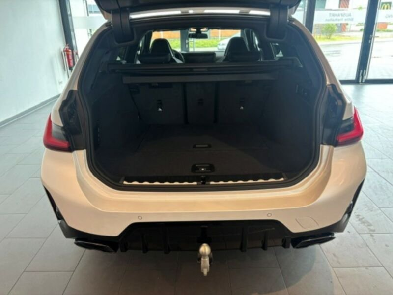 BMW 340 Mi xDrive Touring — photo 9
