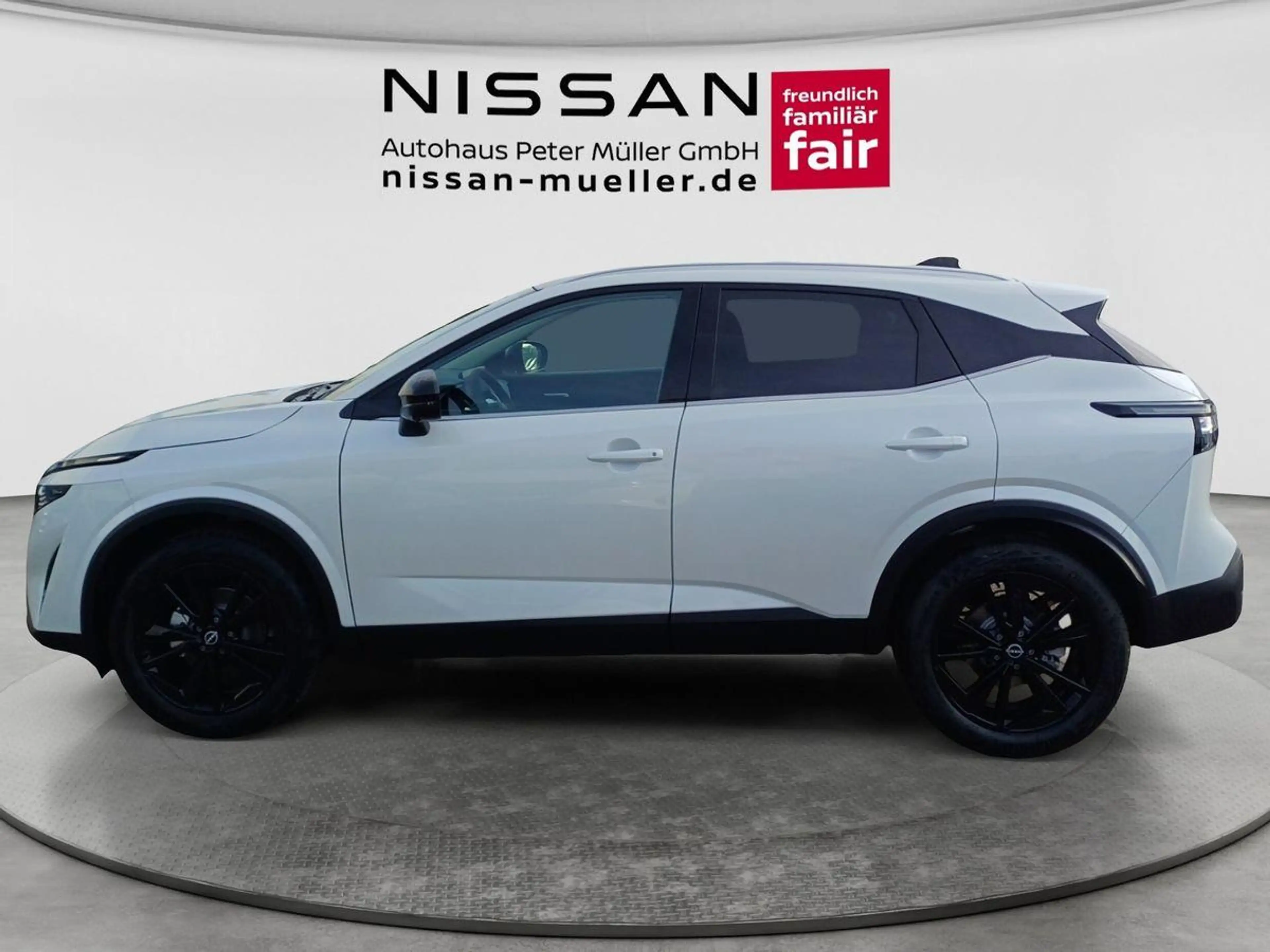 Nissan Qashqai 1.3 DIG-T MHEV 158 PS Xtronic 4x2 Tekna PGD HUD — photo 2