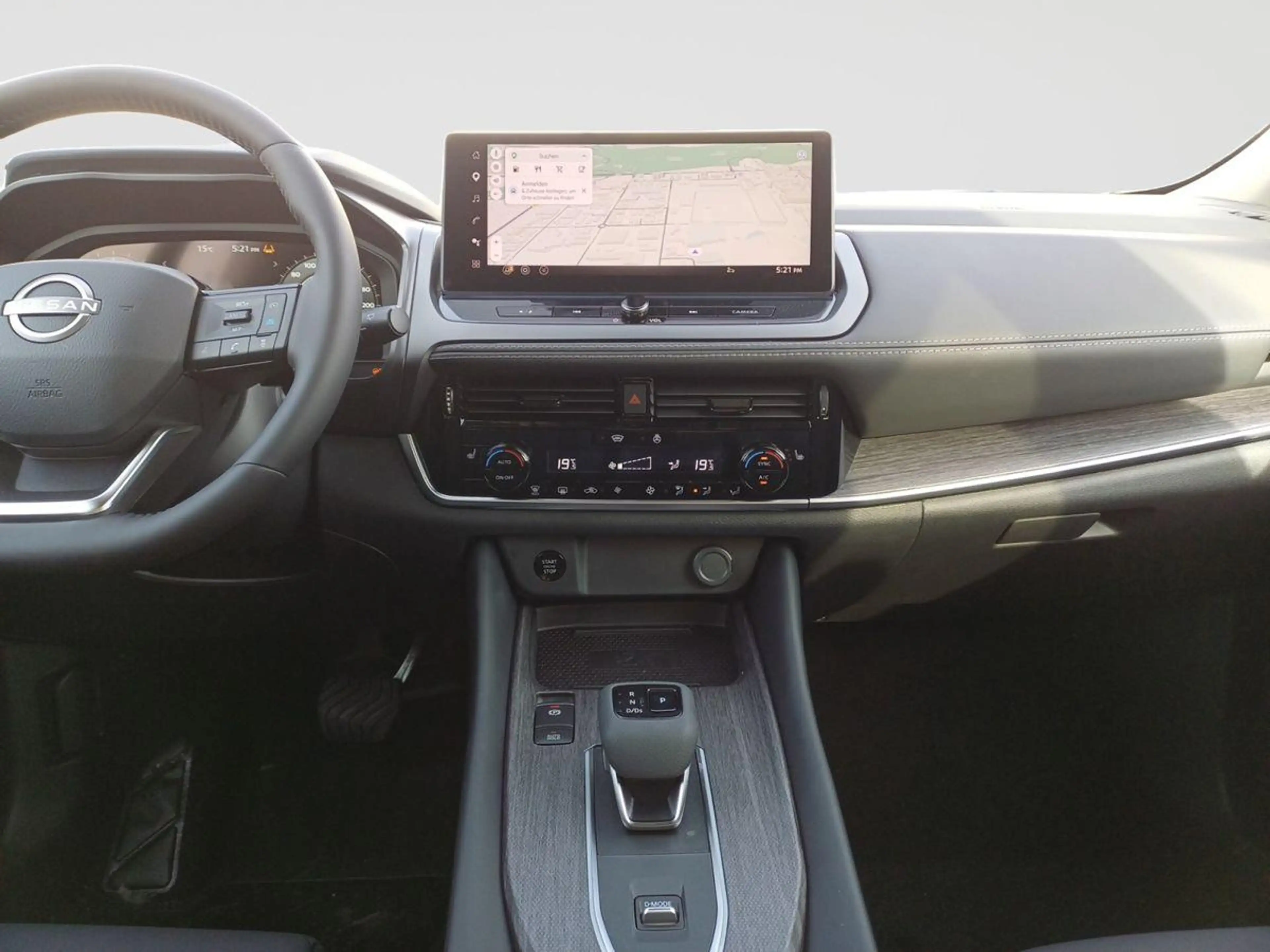 Nissan Qashqai 1.3 DIG-T MHEV 158 PS Xtronic 4x2 Tekna PGD HUD — photo 12