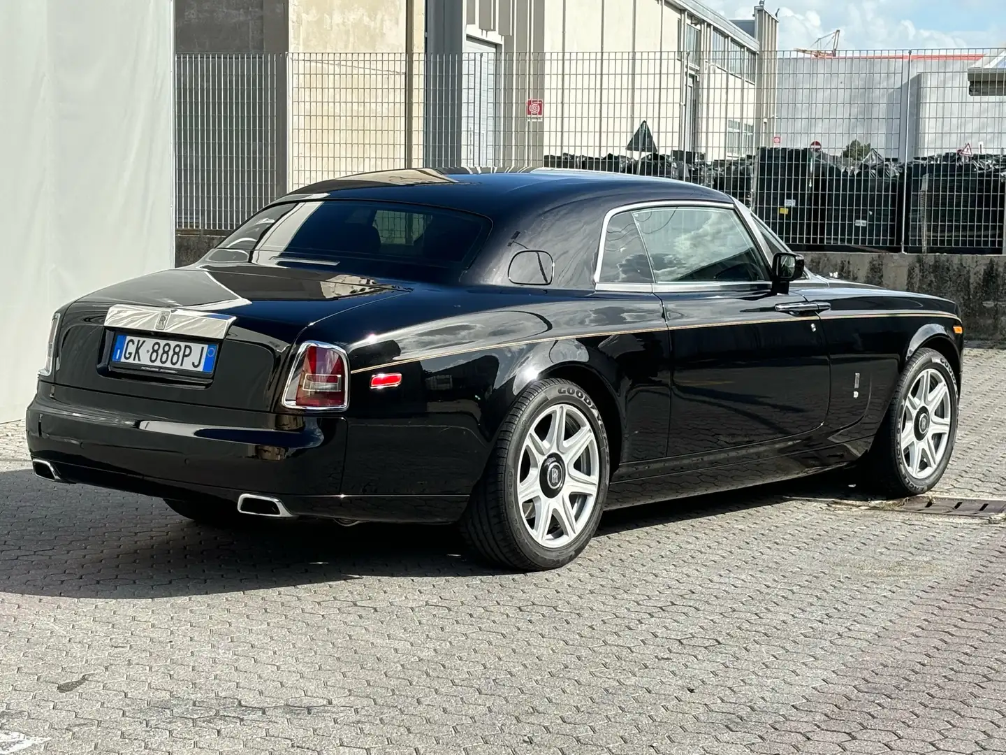 Rolls-Royce Phantom Coupe 6.7 Black - 2