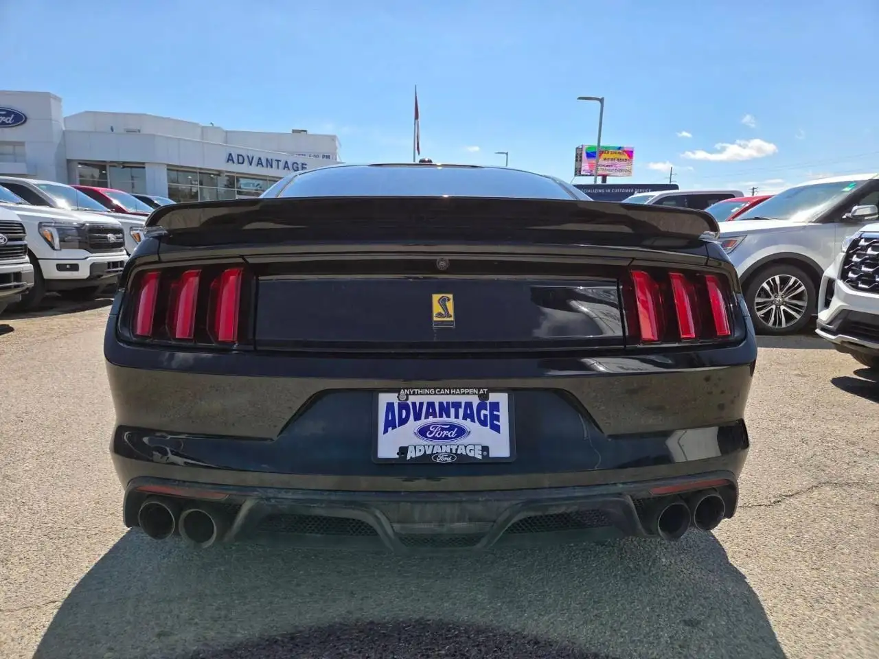 Ford Mustang снимка Ford Mustang