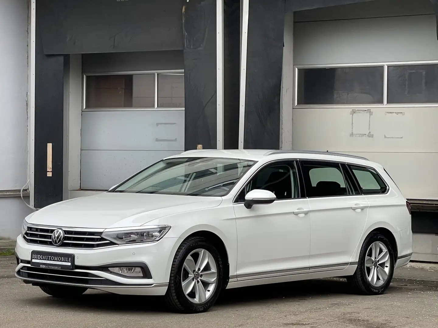 Volkswagen Passat Elegance LED-Matrix ACC Standheizung AHK Blanc - 2