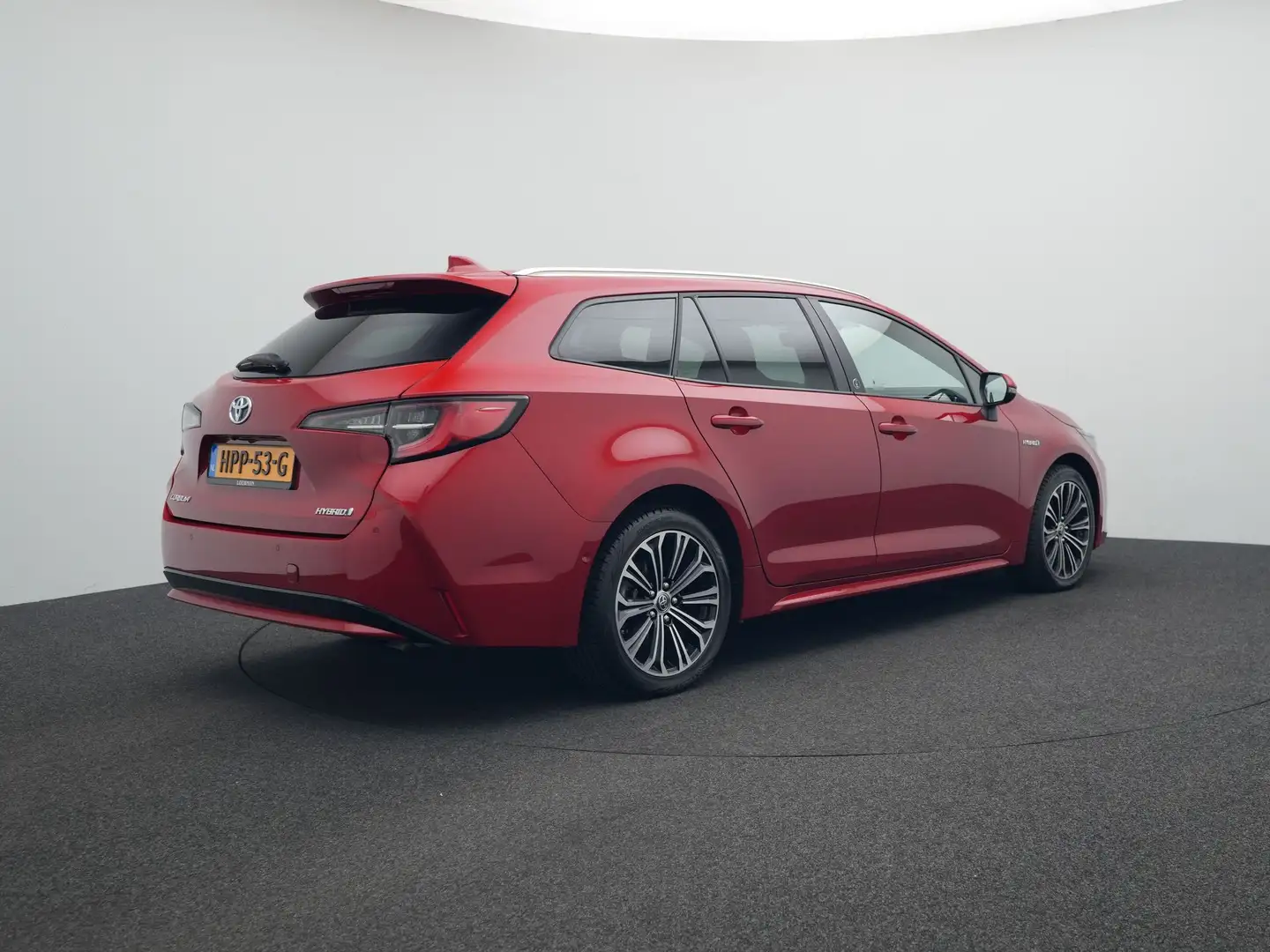 Toyota Corolla Touring Sports 1.8 Hybrid Executive Limited | Navi Rood - 2