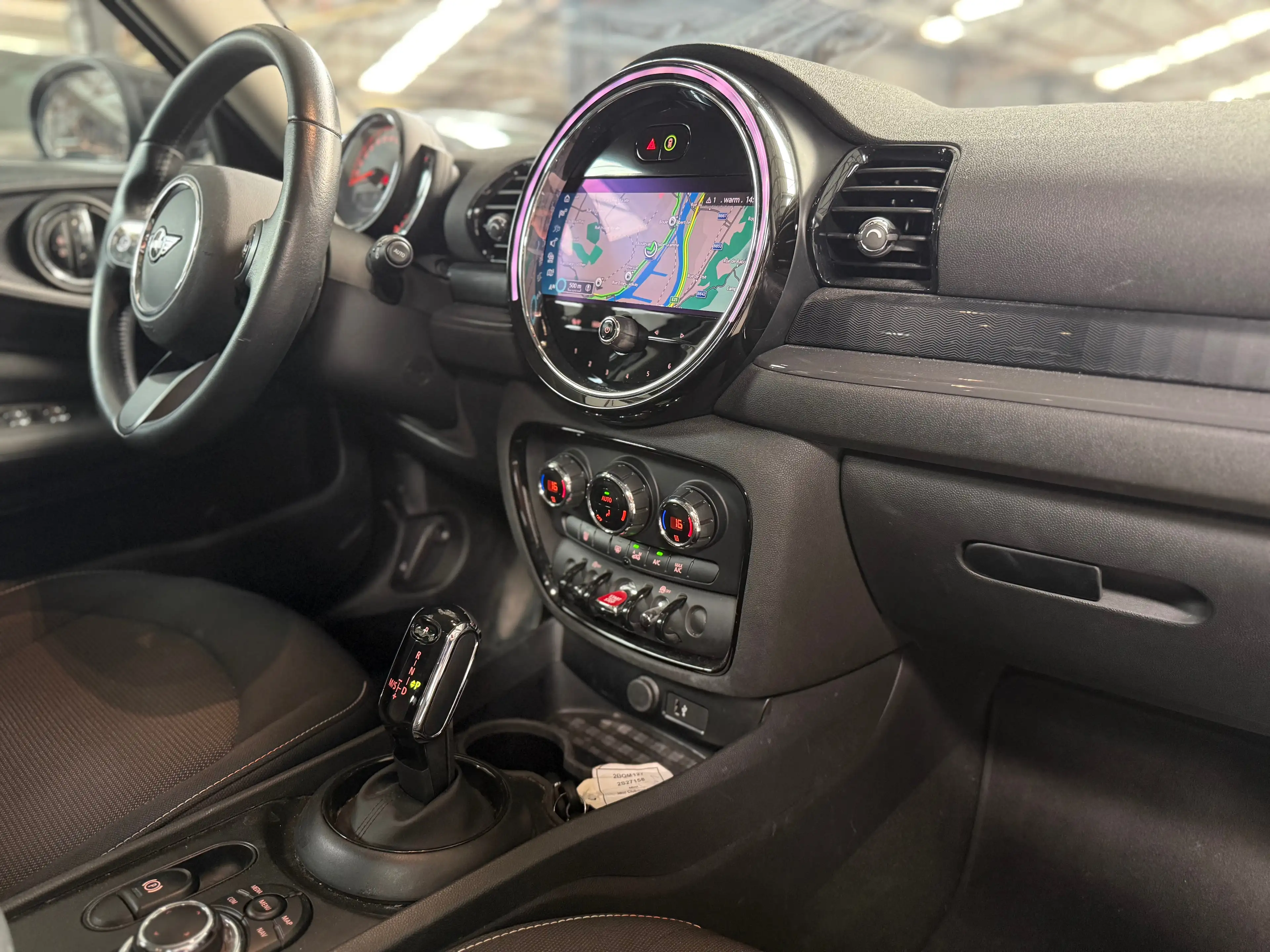 MINI One D Clubman 1.5 D * TVA * 1ER PROP * AUTOMATIQUE * LED * GPS * RADAR * CLIM — photo 13