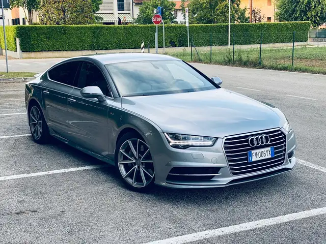 Audi A7 Sportback 3.0 tdi ultra Business Plus 218cv s-tronic