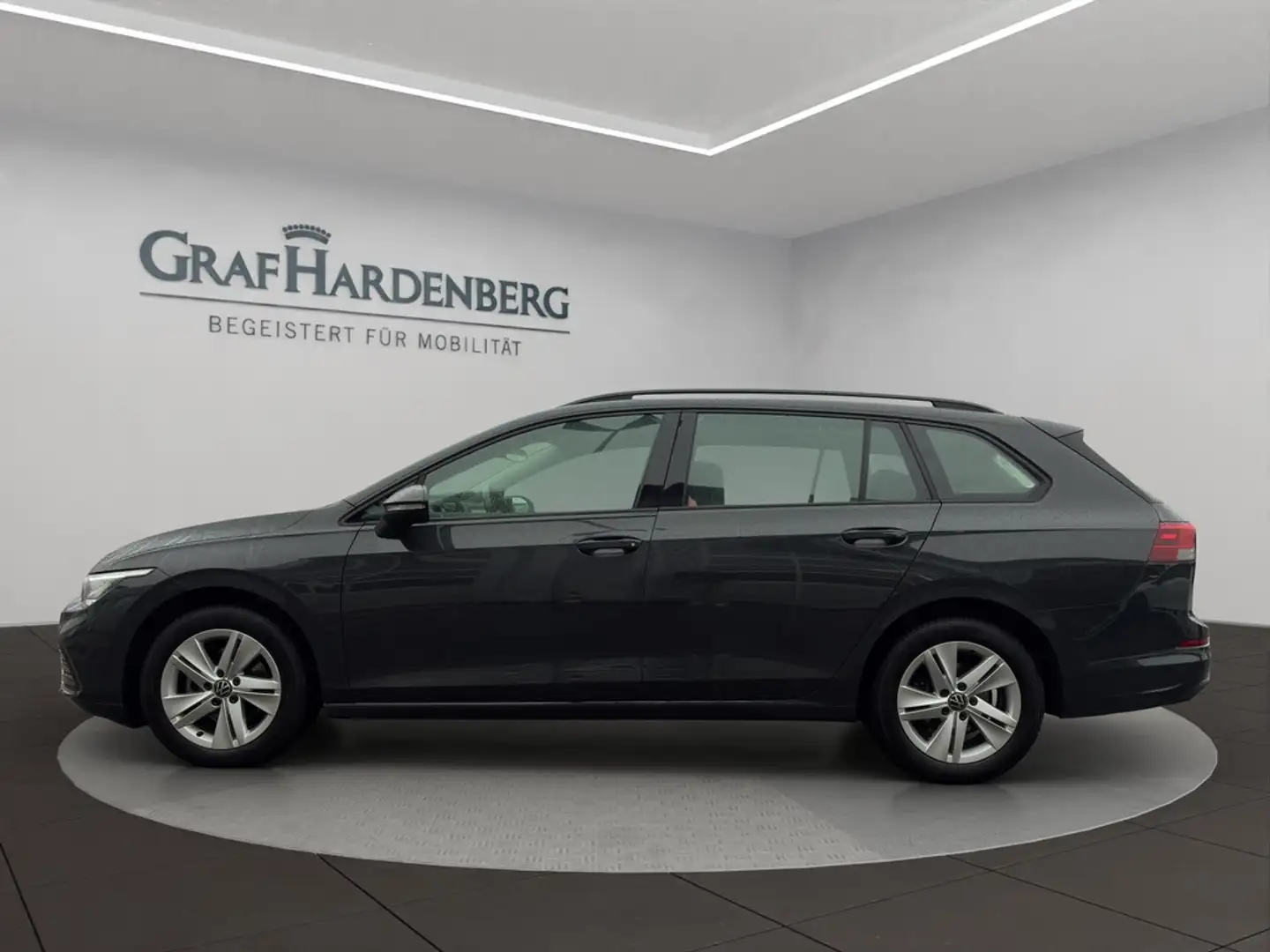 Volkswagen Golf VIII Variant 1.5 TSI Life ACC SHZ LHZ Grau - 2