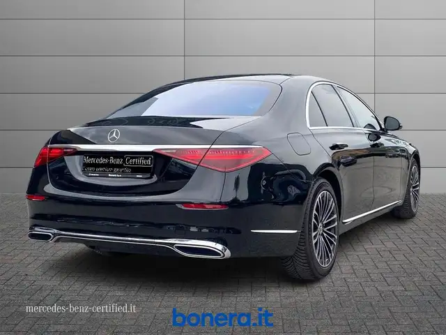 Mercedes-Benz S-Class view 3