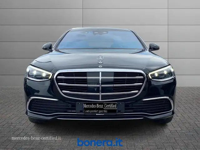 Mercedes-Benz S-Class view 4