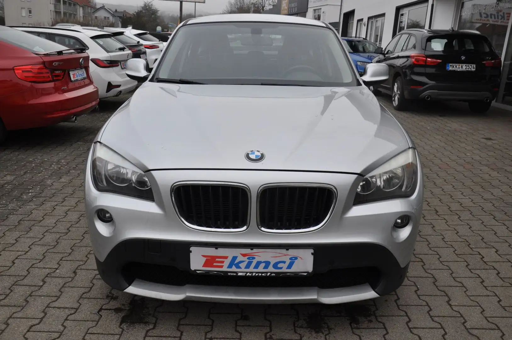 BMW X1 28 i xDrive Argent - 2