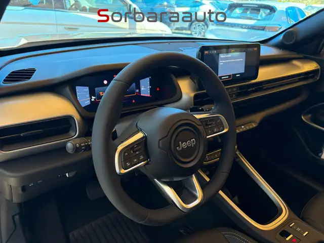 Jeep Avenger view 12