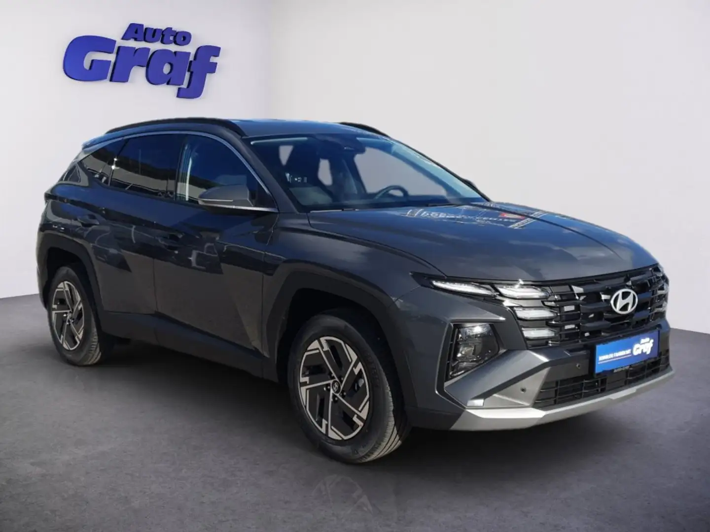 Hyundai TUCSON NX4 Jubile 1,6 T-GDi HEV 4WD AT t6hj2 Grau - 2