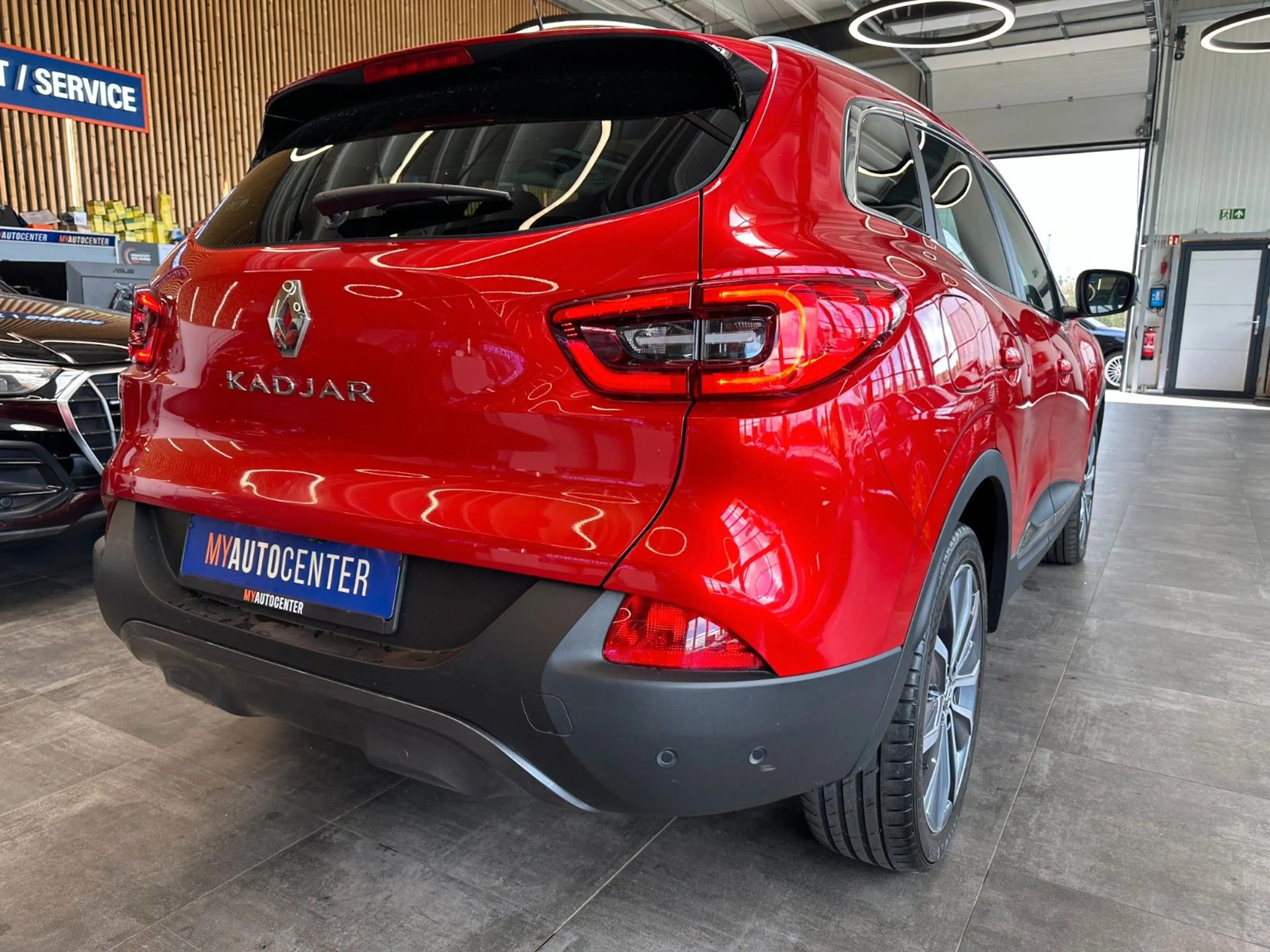 Renault Kadjar *BOSE*KEYLESS*PANO*ACC*NAVI*PDC/CAM* — photo 2